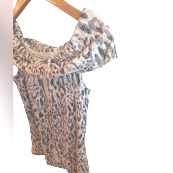 Pilcro Off The Shoulder Twist Rib Top Size Medium Brown Leopard Pattern Stretch - Picture 5 of 11